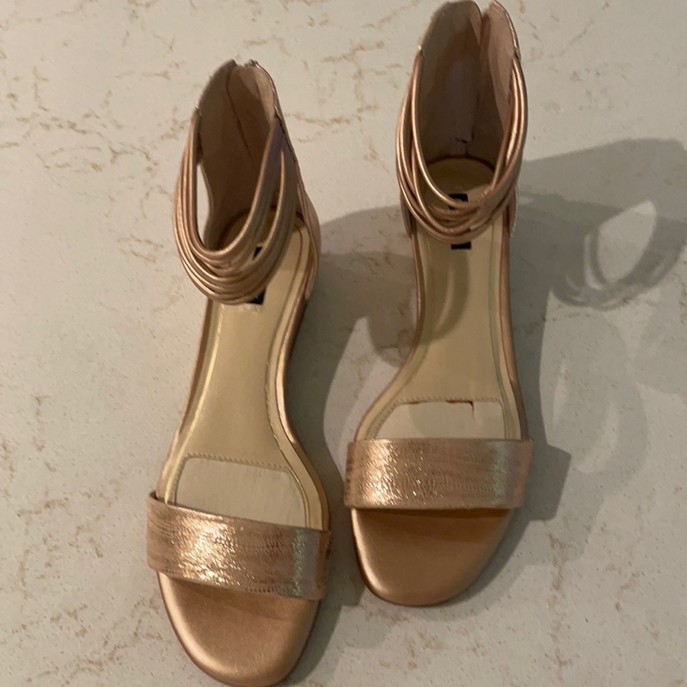 Alex Marie, 7.5 sandals, gold very nice, never worn